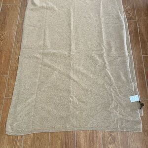 Cashmere scarf.  Oversized 86 L x 30 W
New - never worn
Beige 100% Cashmere.